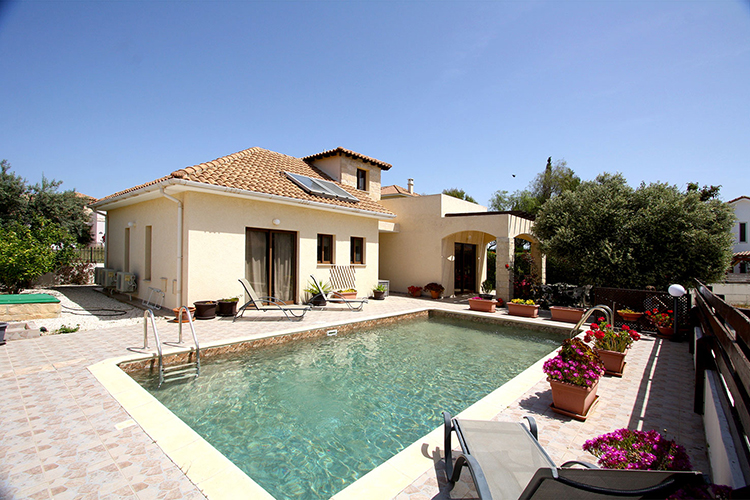 Perry's villas in Pissouri